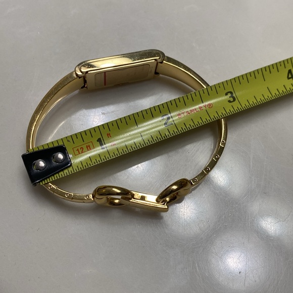 Gucci women’s watch - Picture 13 of 13